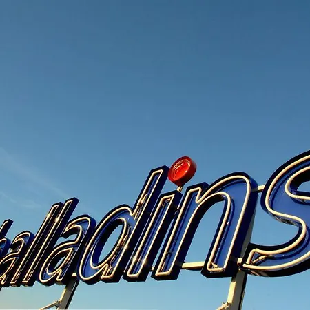 Balladins Chilly Mazarin 酒店